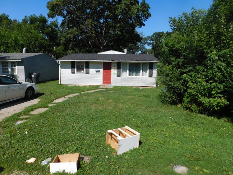 4221 Brown Street Anderson, IN 46013, Madison County