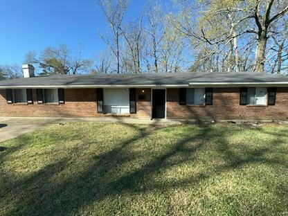 Woodview Dr, Jackson, MS 39212