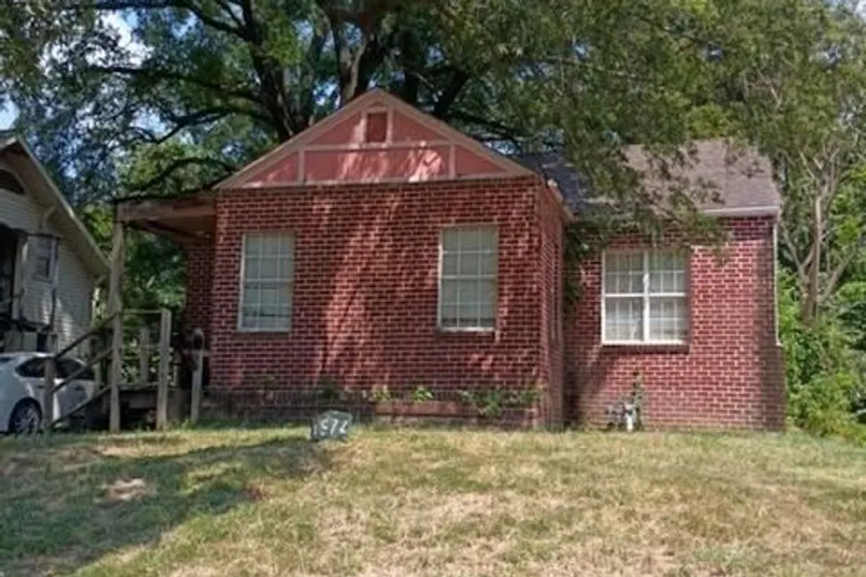 1572 Cameron Street Memphis, TN 38106, Shelby County