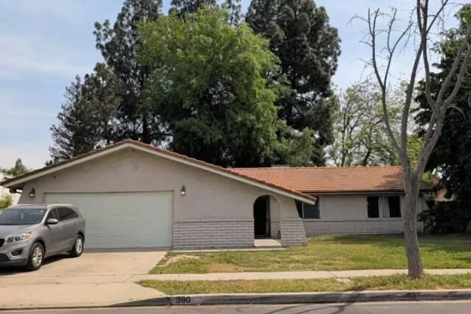 390 N Bush Ave Fresno, CA 93727, Fresno County
