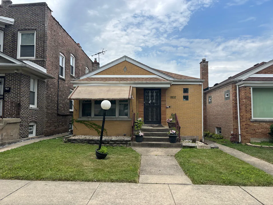 9616 South Forest Avenue Chicago, IL 60628, Cook County