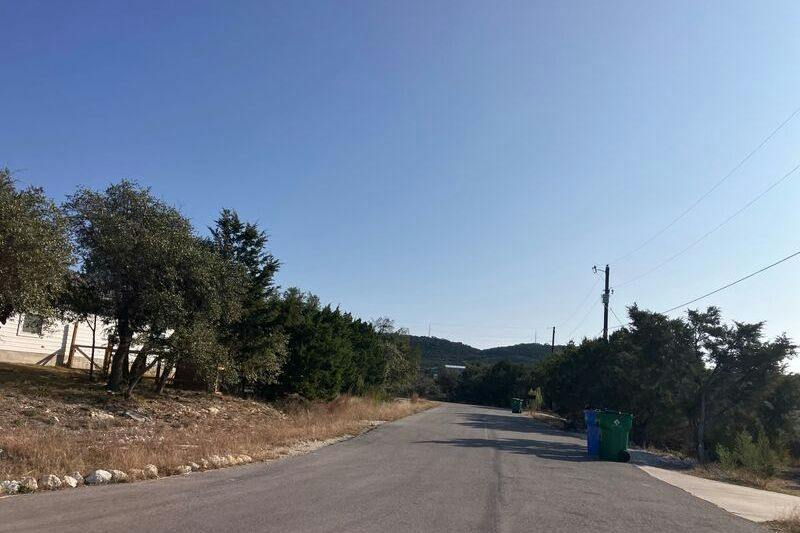 Dakota Cir, Lago Vista, TX 78645