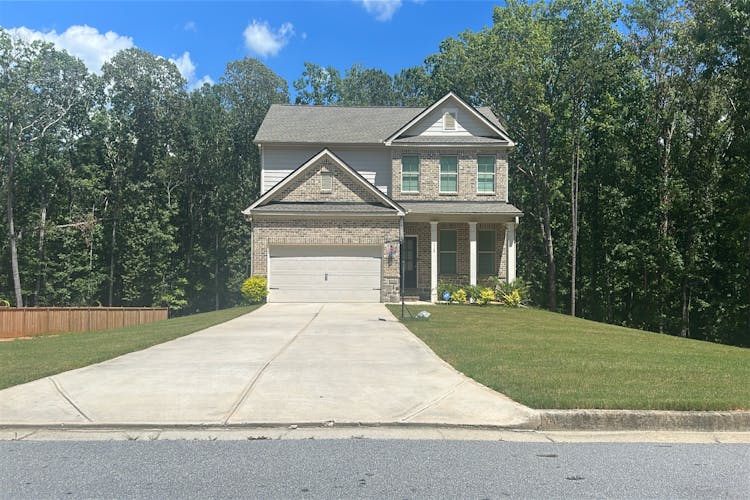 112 Tuxedo Road Ellenwood, GA 30294, Henry County