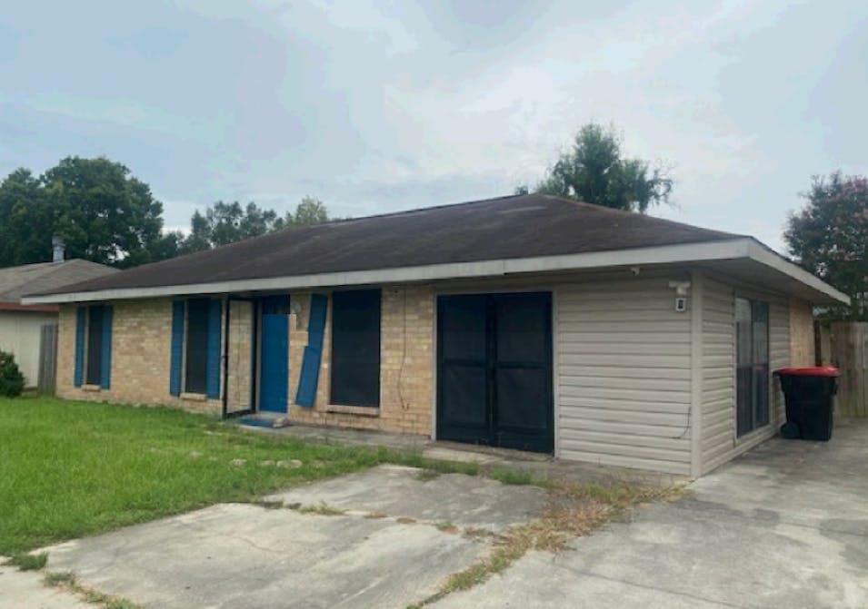 135 Greek St Lafayette, LA 70507, Lafayette County