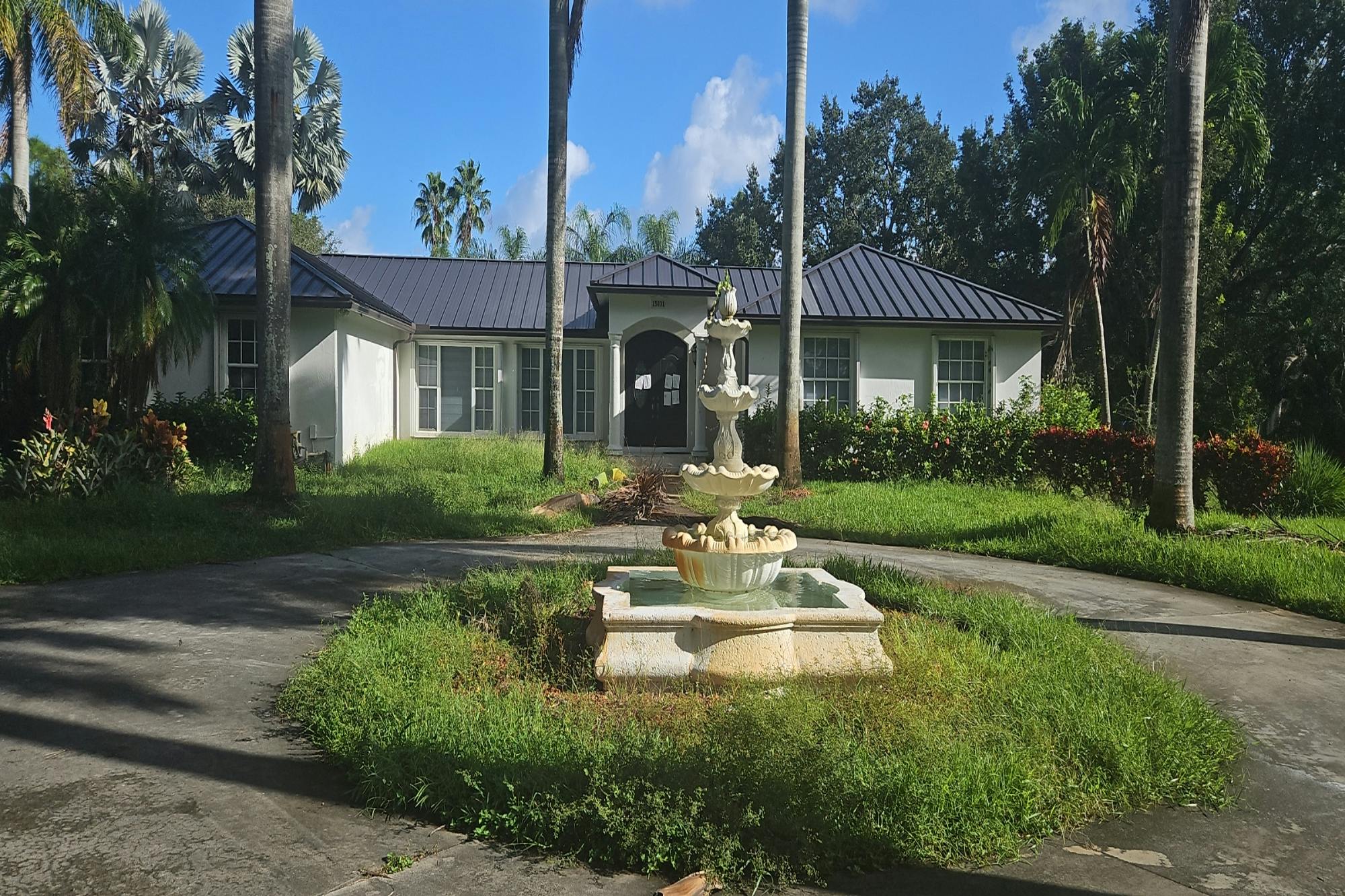 Saxon Cir, Southwest Ranches, FL 33331