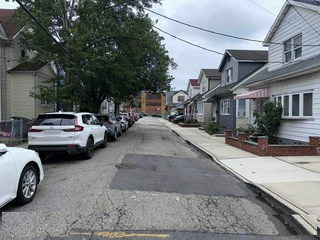 Smith Ave, North Bergen, NJ 07047