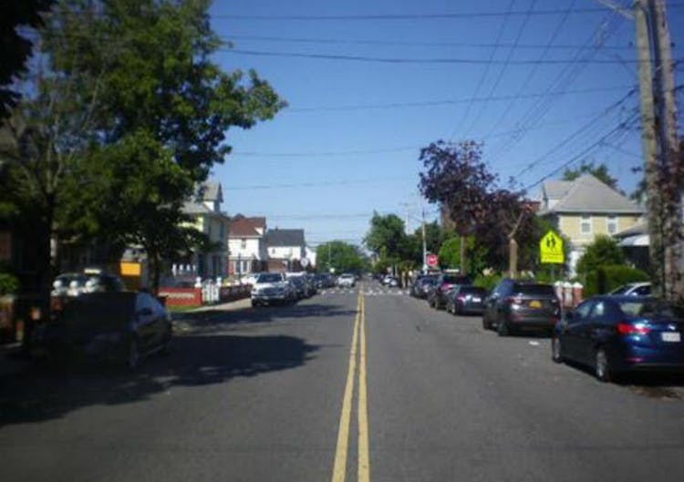 20515 111th Ave Saint Albans, NY 11412, Queens County