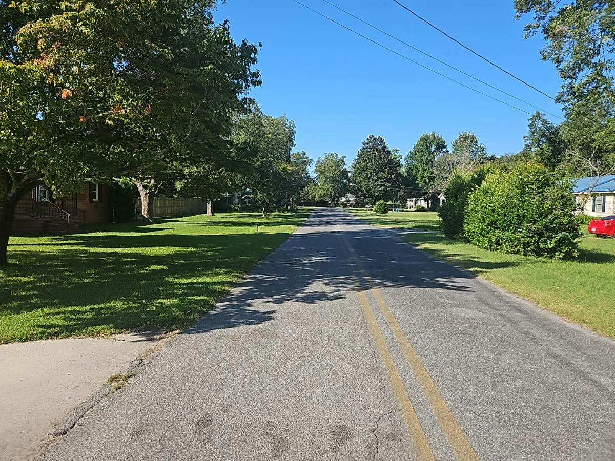 Edmondson Cir, Cochran, GA 31014
