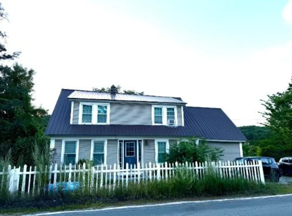 126 S Main St Lisbon, NH 03585, Grafton County