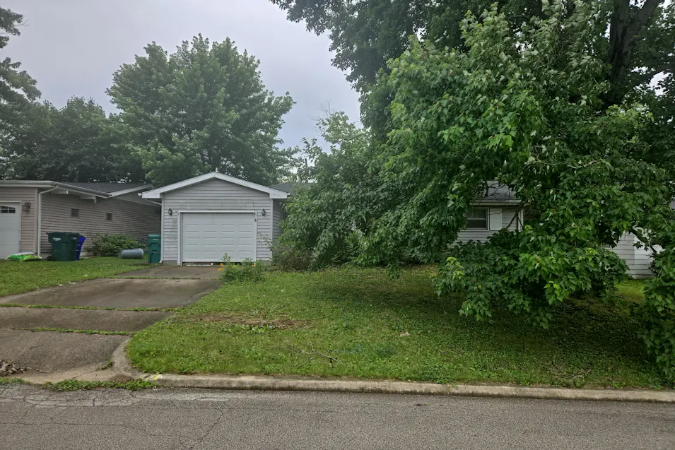 43 Ridge Lane Dr Decatur, IL 62521, Macon County