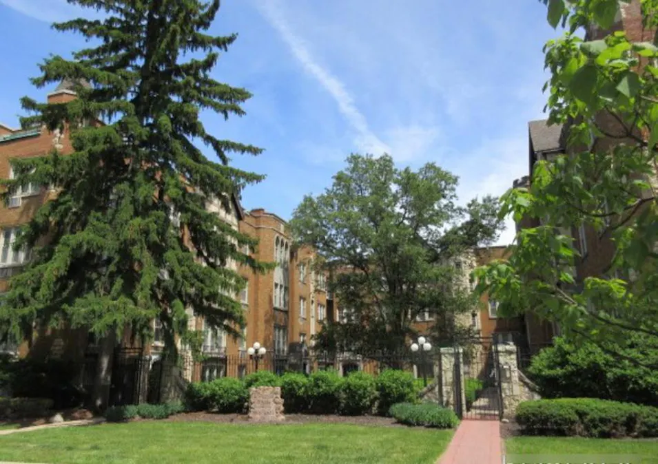 10935 S Longwood Drive 2 Chicago, IL 60643, Cook County