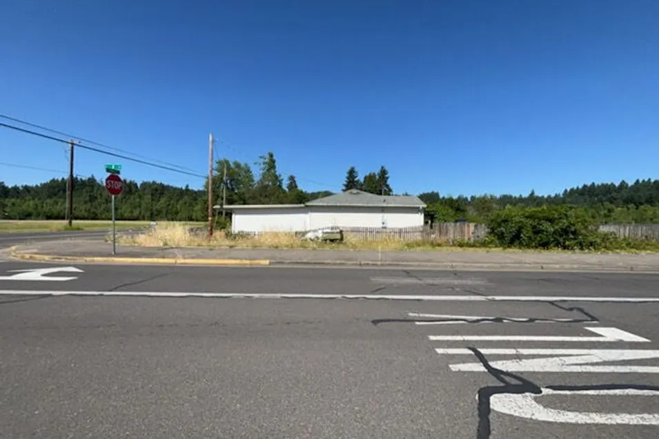 281 Sweet Lane Cottage Grove, OR 97424, Lane County