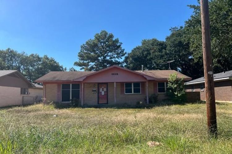 6808 Melara Ave Shreveport, LA 71108, Caddo County