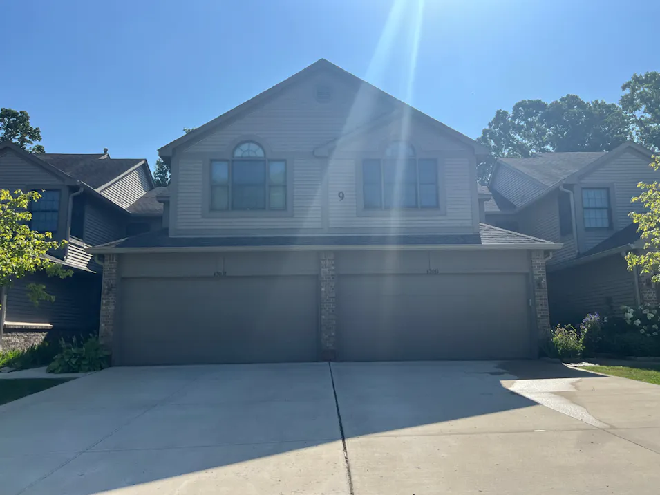 45037 Horseshoe Cir Canton, MI 48187, Wayne County