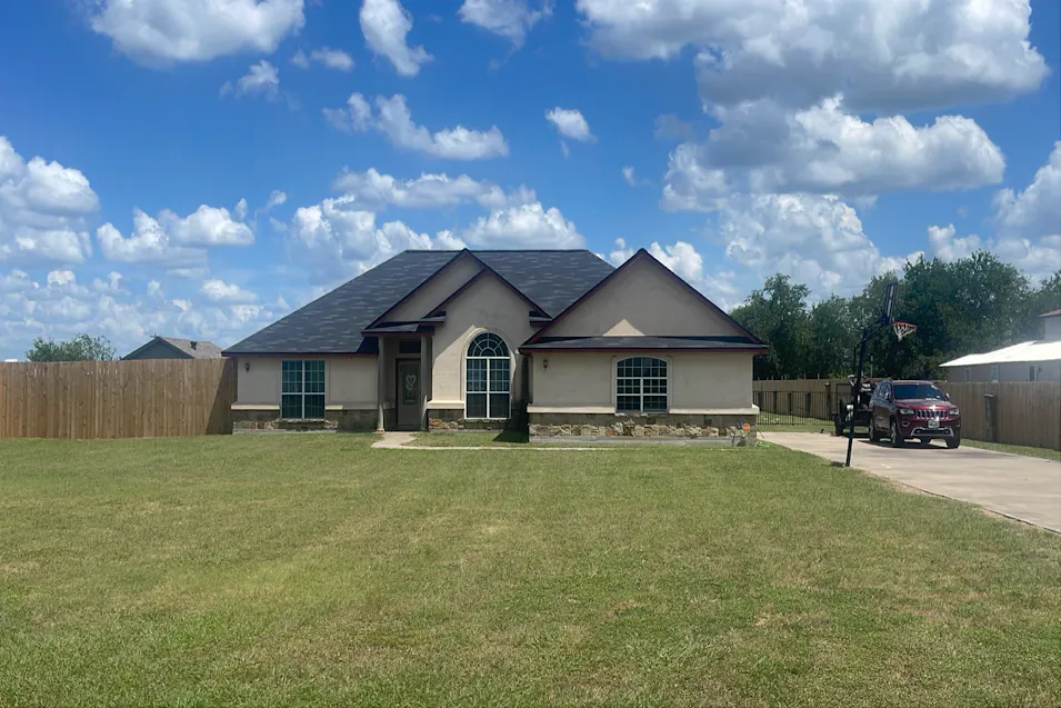 105 Camino Del Sol Del Valle, TX 78617, Bastrop County