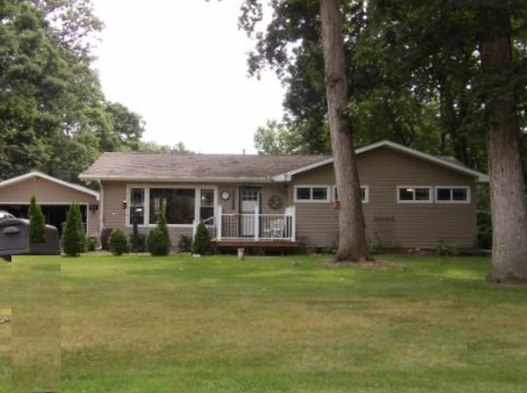 68863 6th Street Edwardsburg, MI 49112, Cass County