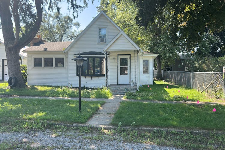 706 West Davis Street Hamlet, IN 46532, Starke County