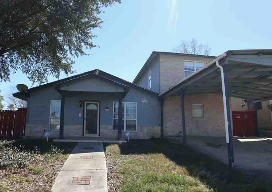 6238 Big Valley Dr San Antonio, TX 78242, Bexar County