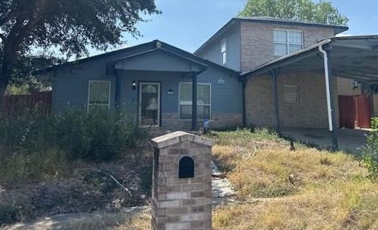 6238 Big Valley Dr San Antonio, TX 78242, Bexar County