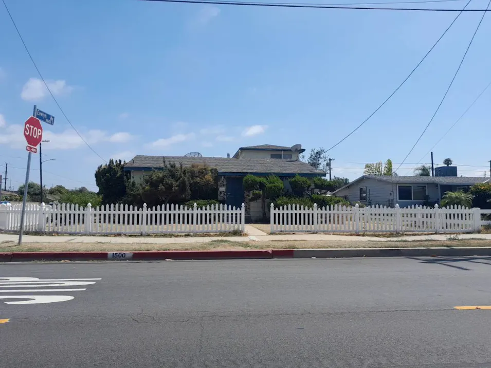 1500w 186th St Los Angeles, CA 90248, Los Angeles County