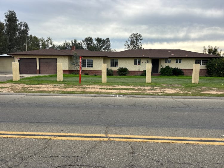 5109 W Clinton Ave Fresno, CA 93722, Fresno County