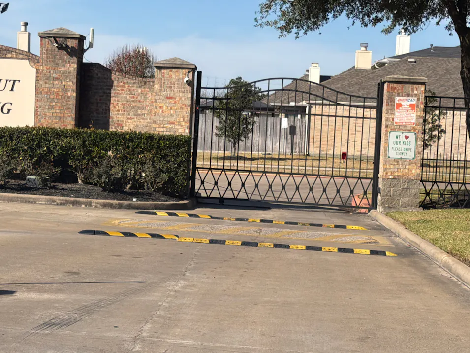 8003 Daylilly Creek Dr Houston, TX 77083, Harris County