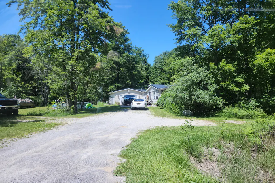 4079e Shaffer Rd Midland, MI 48642, Midland County