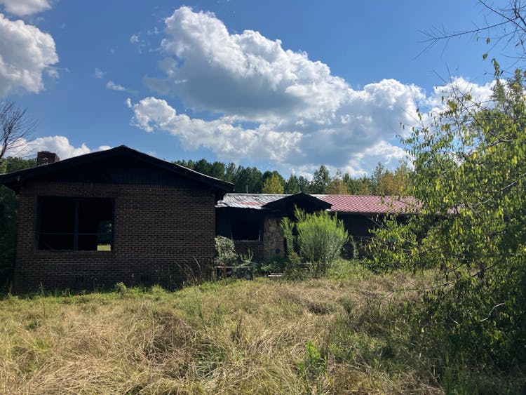 2761 County Road 109 Cullman, AL 35057, Cullman County