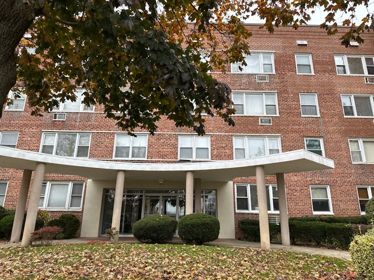 100 South Ocean Ave - Unit 4h Freeport, NY 11520, Nasau County