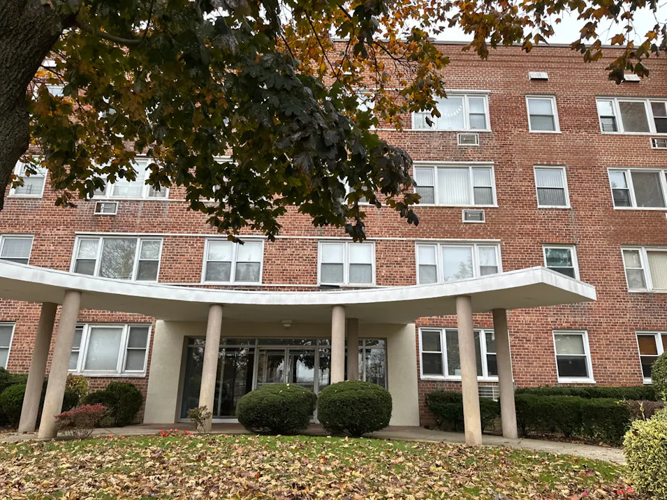 100 South Ocean Ave - Unit 4h Freeport, NY 11520, Nasau County