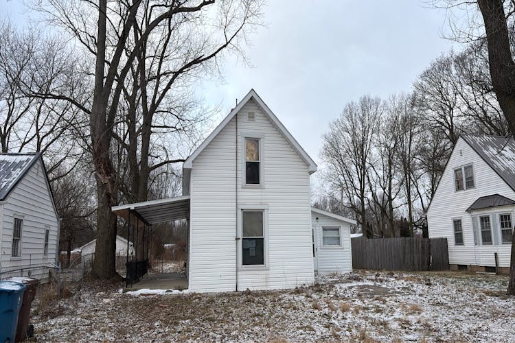 105 N. 2nd Ave. Jonesboro, IN 46938, Grant County