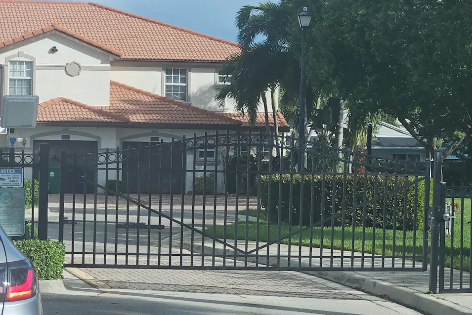 9704 Darlington Pl Cooper City, FL 33328, Broward County