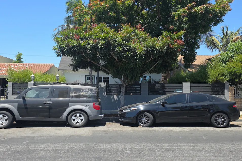 1245 W 39th St Los Angeles, CA 90037, Los Angeles County