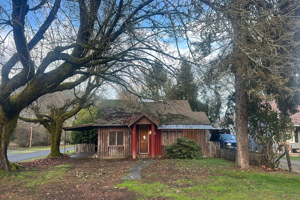 687 Willis Ave Glendale, OR 97442, Douglas County