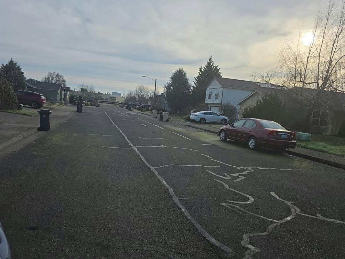 Bonanza Ave, Dallas, OR 97338