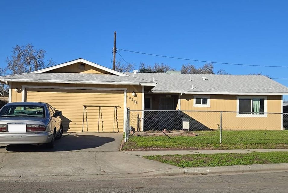 14276 Christopher St Armona, CA 93202, Kings County