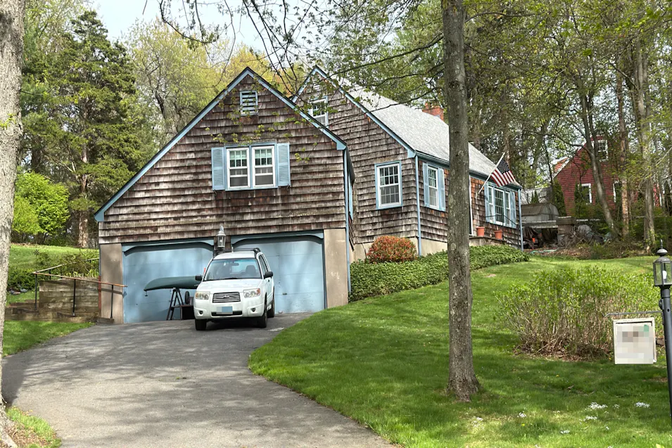 12 Cricket Ln East Granby, CT 06026, Hartford County