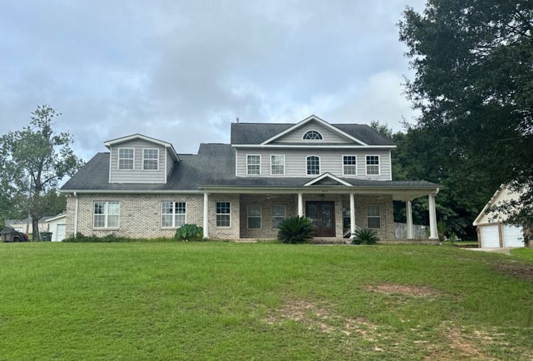 201 Lake Oliver Dr Enterprise, AL 36330, Coffee County