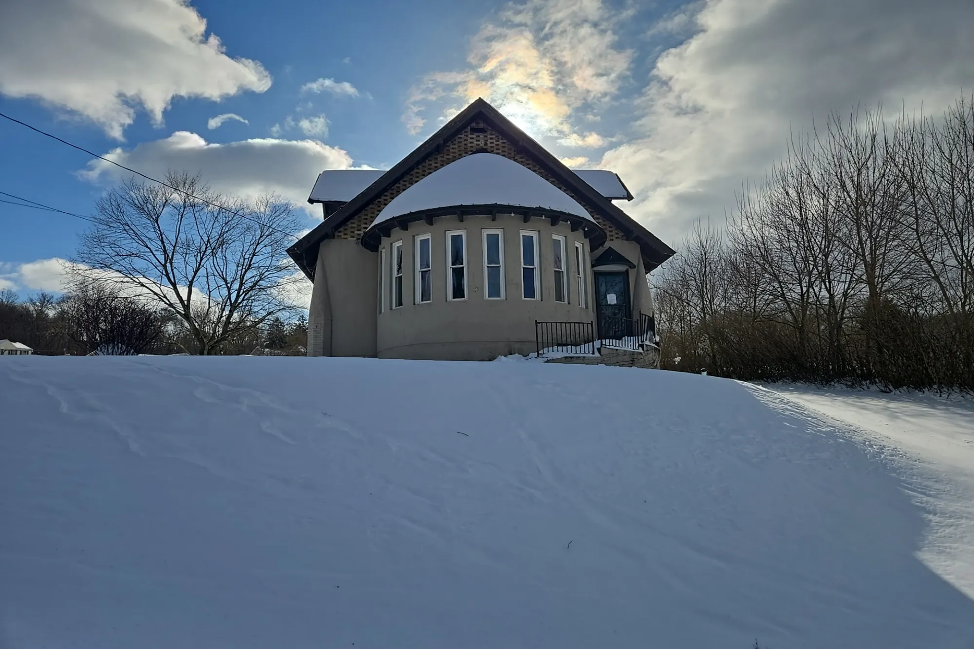 Robinson St, East Brady, PA 16028