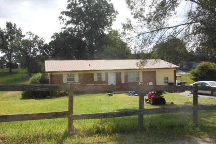 2618 Gaby Circle Morristown, TN 37814, Hamblen County