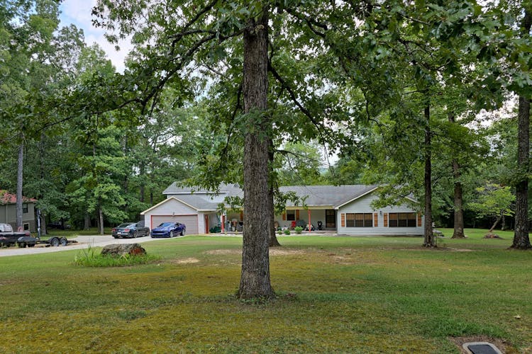 388 County Road 360 Trinity, AL 35673, Lawrence County