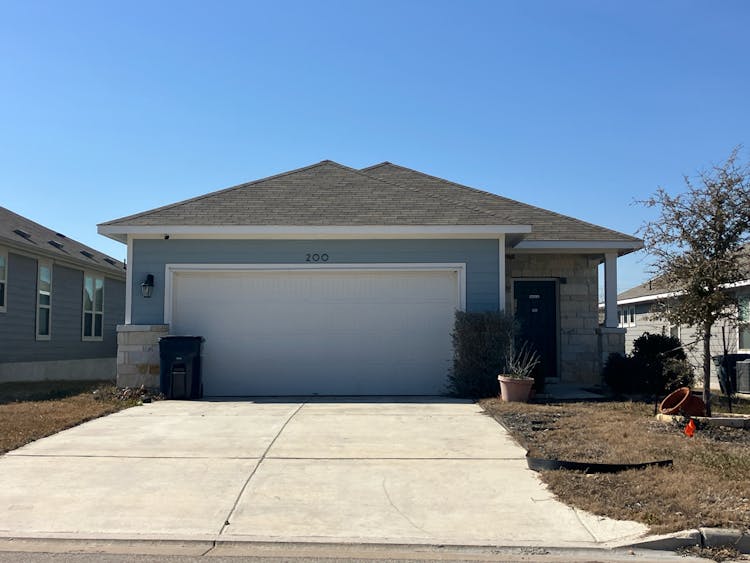 200 Batjac Alley Jarrell, TX 76537, Williamson County