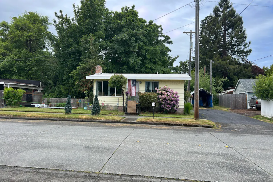 312 W 4th St Port Angeles, WA 98362, Clallam County