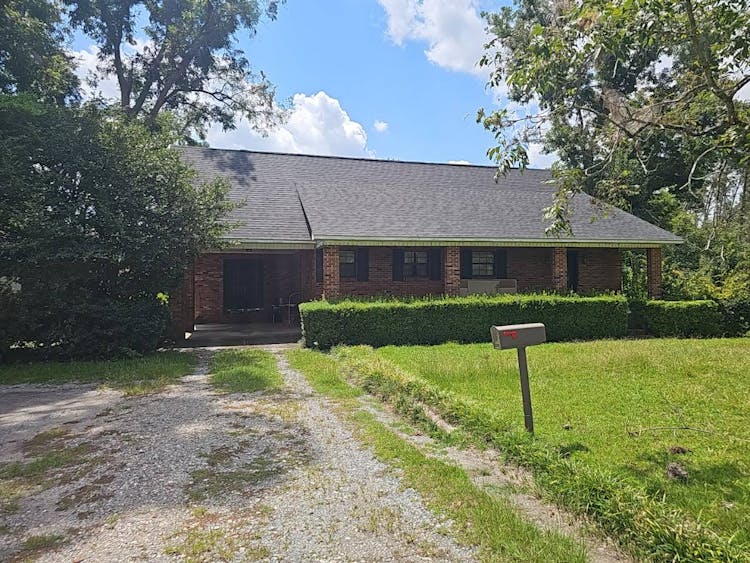 9895 Golden Isle W Hazlehurst, GA 31539, Appling County