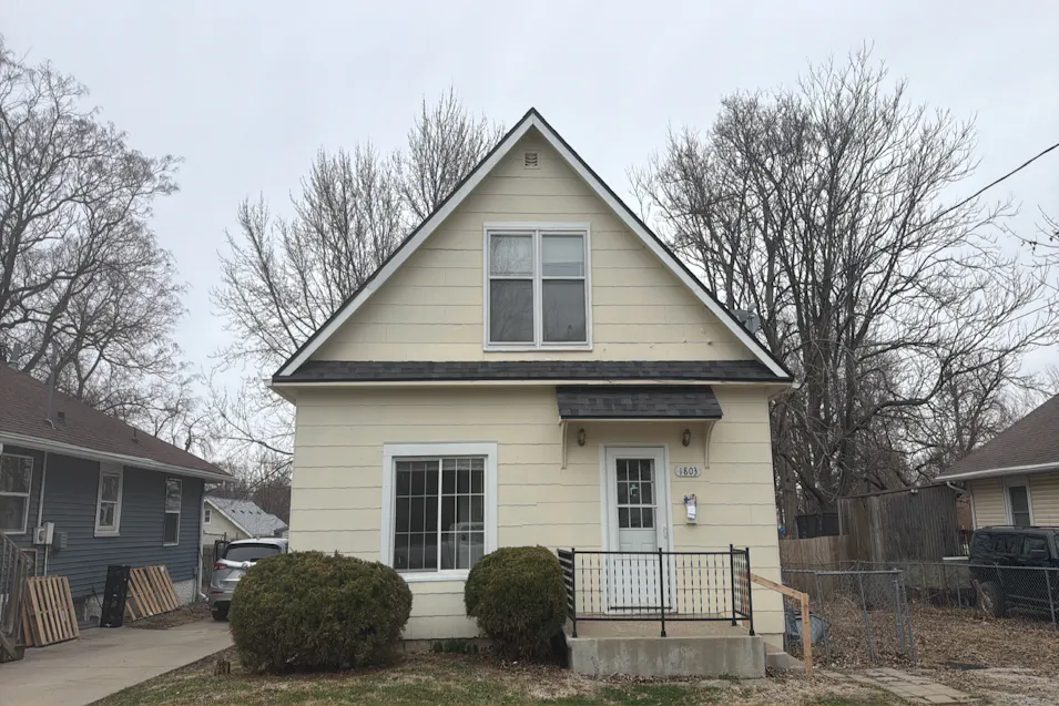 1803 Washington Ave Des Moines, IA 50314, Polk County