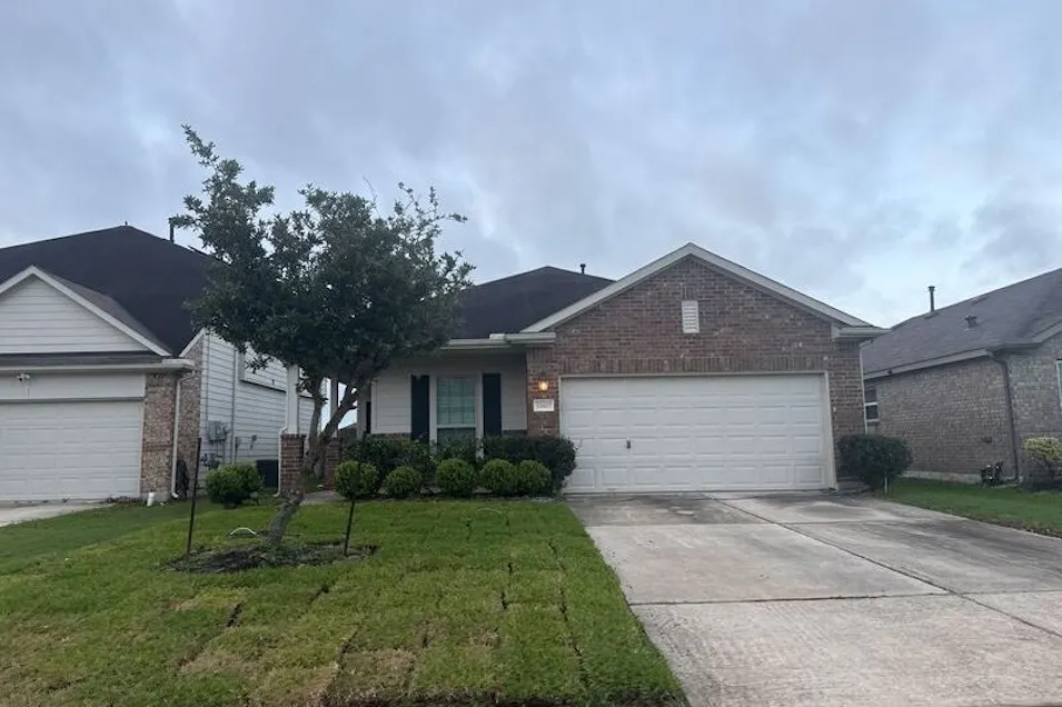 12627 Silver Nobriga Trail Houston, TX 77014, Harris County