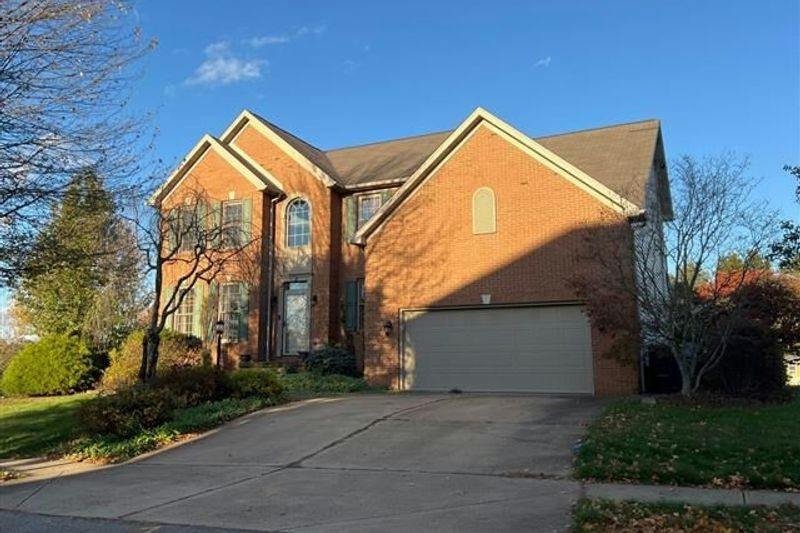 Camelot Ct, Cranberry Township, PA 16066
