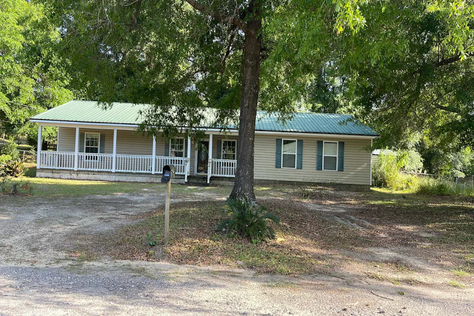 7891 Suellen Street Sneads, FL 32460, Jackson County