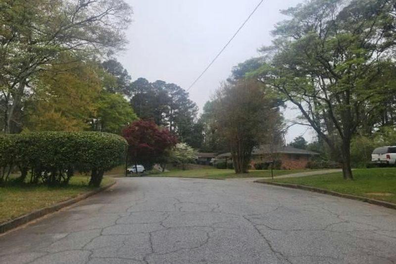 Telfair Ln, Atlanta, GA 30311