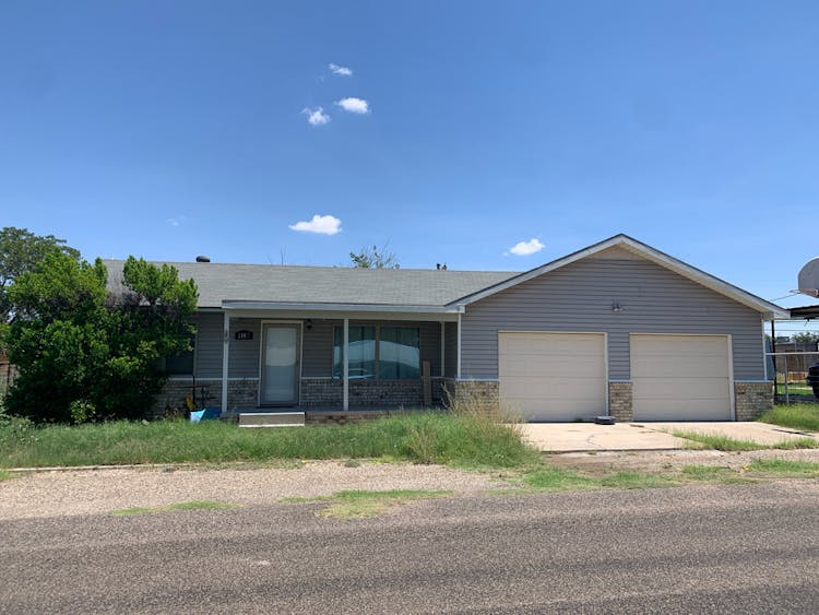 1107 S Elizabeth St Crane, TX 79731, Crane County